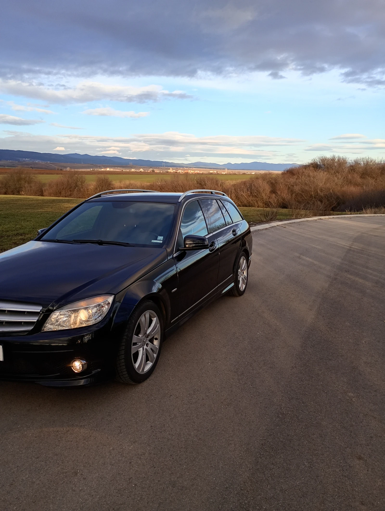 Mercedes-Benz C 180  - изображение 2