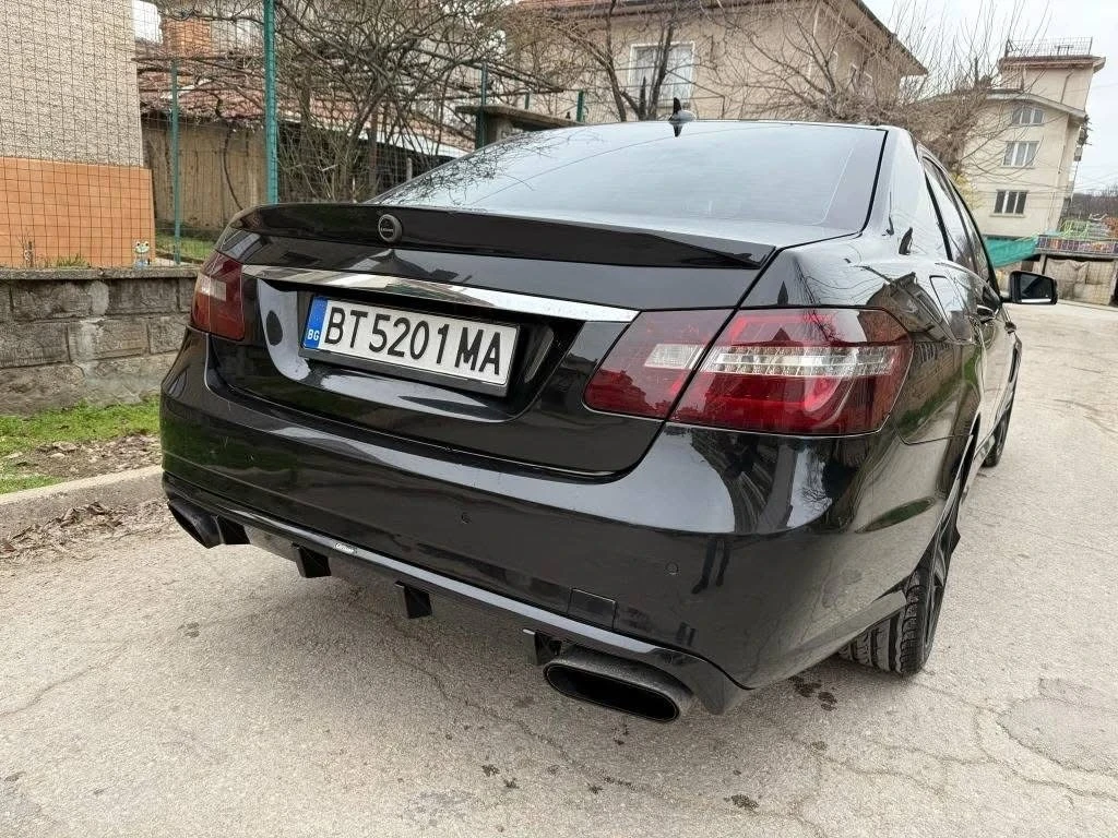 Mercedes-Benz E 350 Автомобила е обслужен: Масло на двигателя, всички  - изображение 2