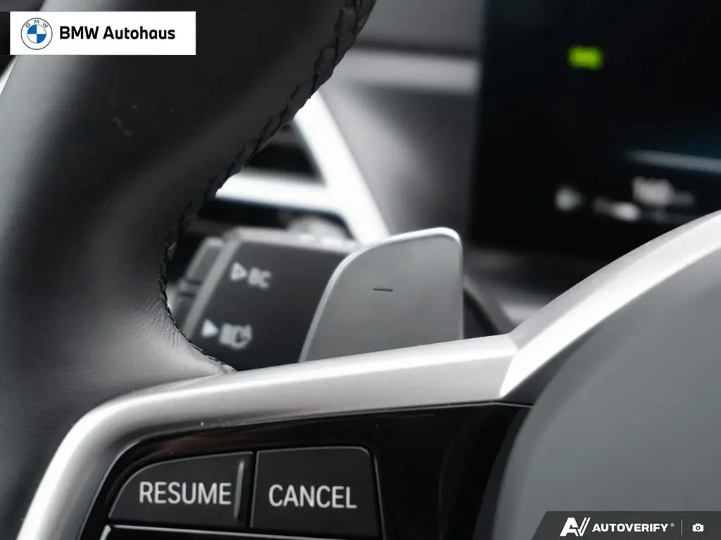 BMW 330 xDrive M Sport Pro * АвтоКредит * (Цена до БГ) - изображение 8