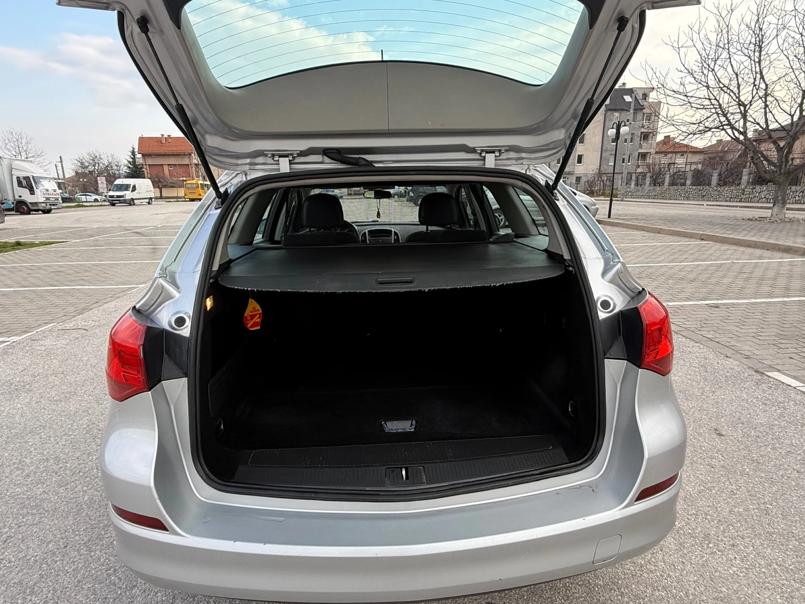 Opel Astra 1.3 ЛИЗИНГ, снимка 8 - Автомобили и джипове - 53728102