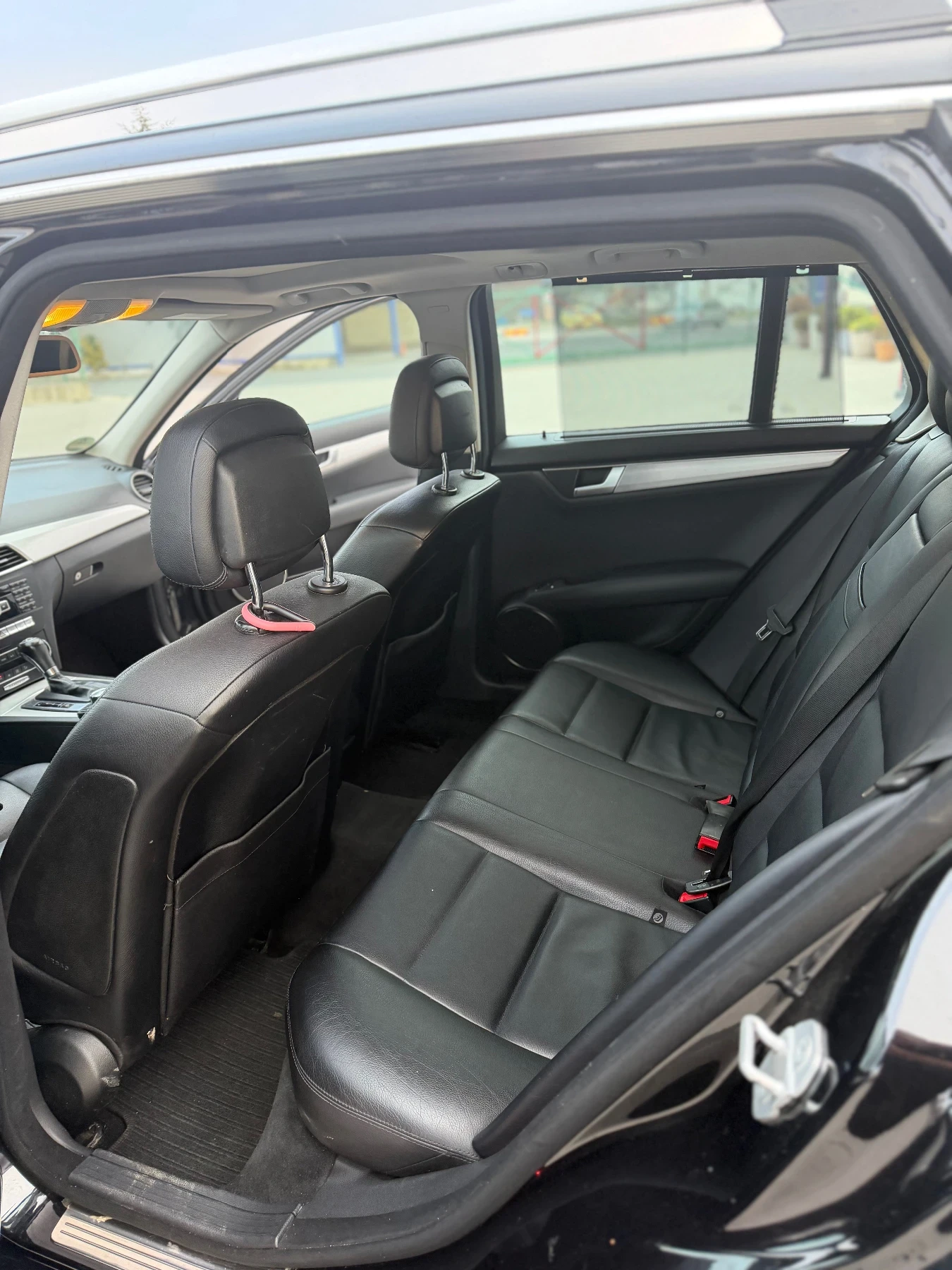 Mercedes-Benz C 250, снимка 10 - Автомобили и джипове - 53928434