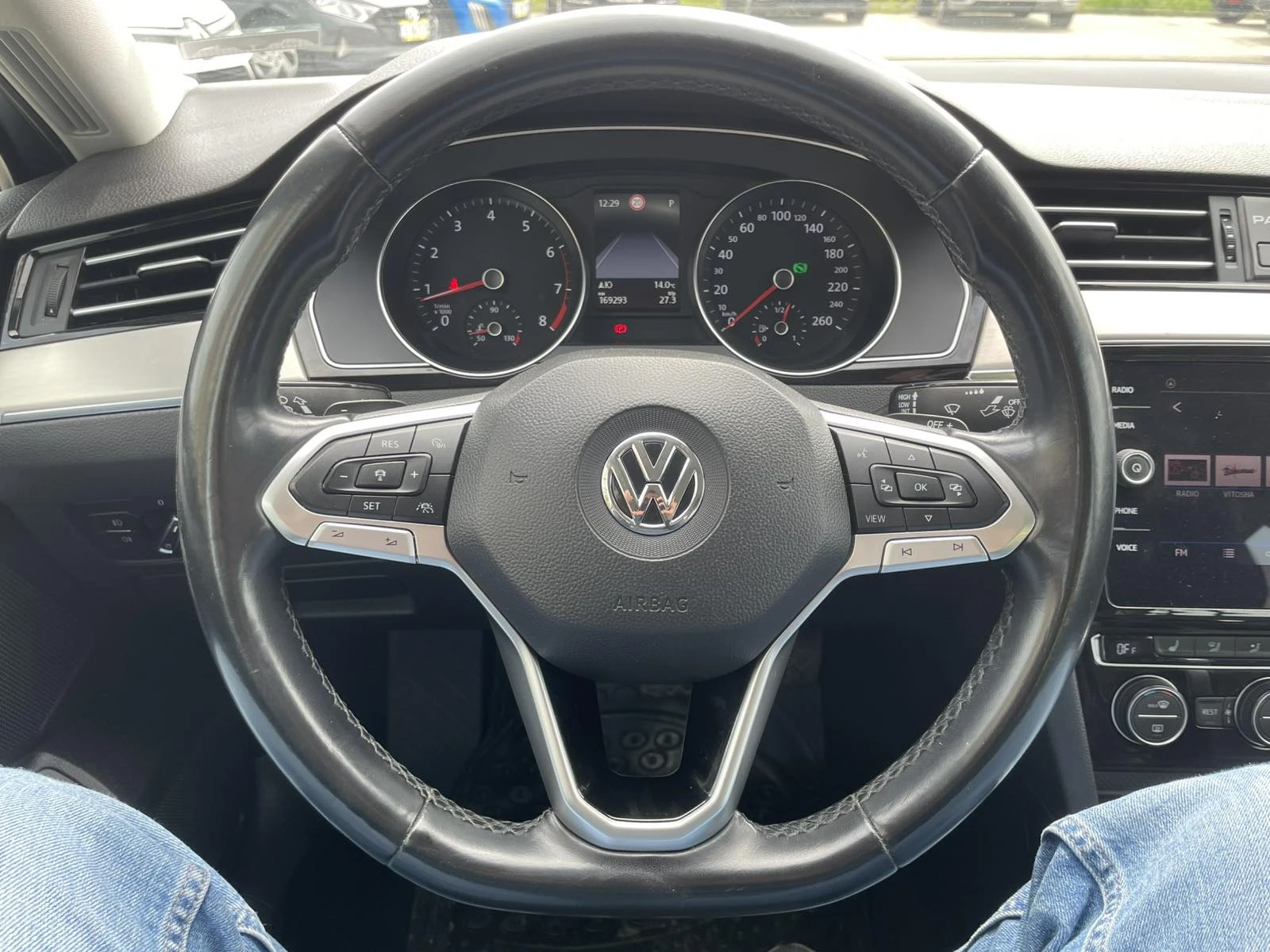 VW Passat ELEGANCE , снимка 12 - Автомобили и джипове - 54325185