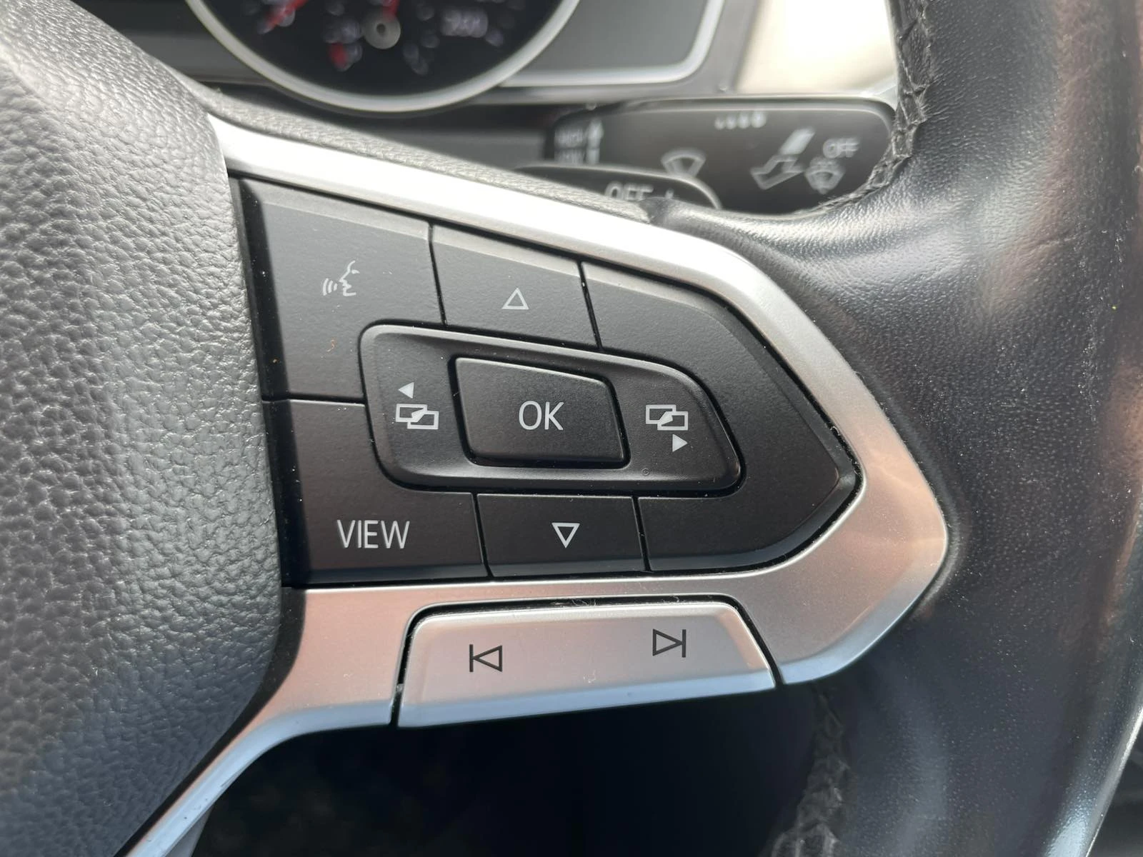 VW Passat ELEGANCE , снимка 13 - Автомобили и джипове - 54325185