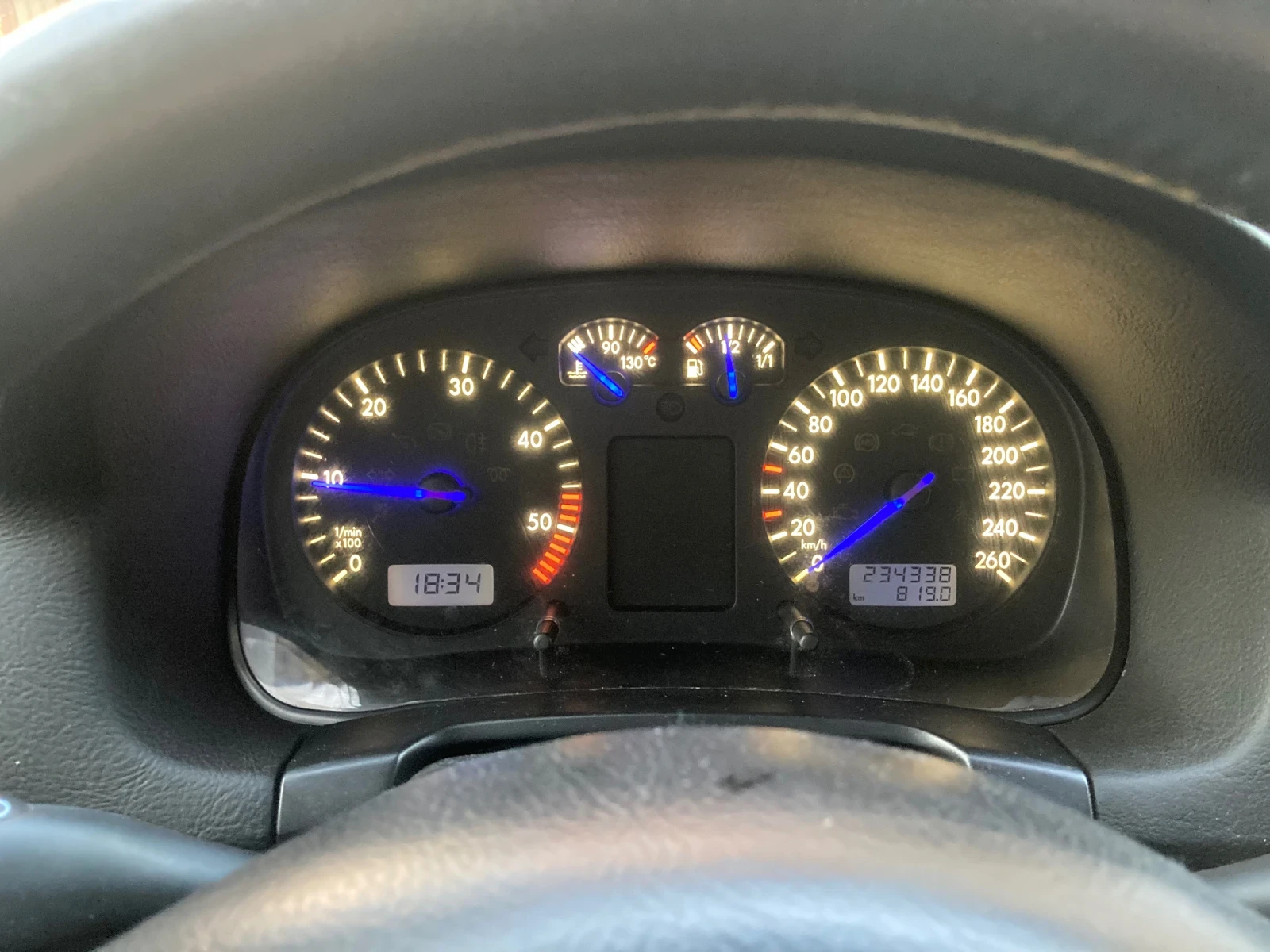 VW Golf, снимка 13 - Автомобили и джипове - 54607218