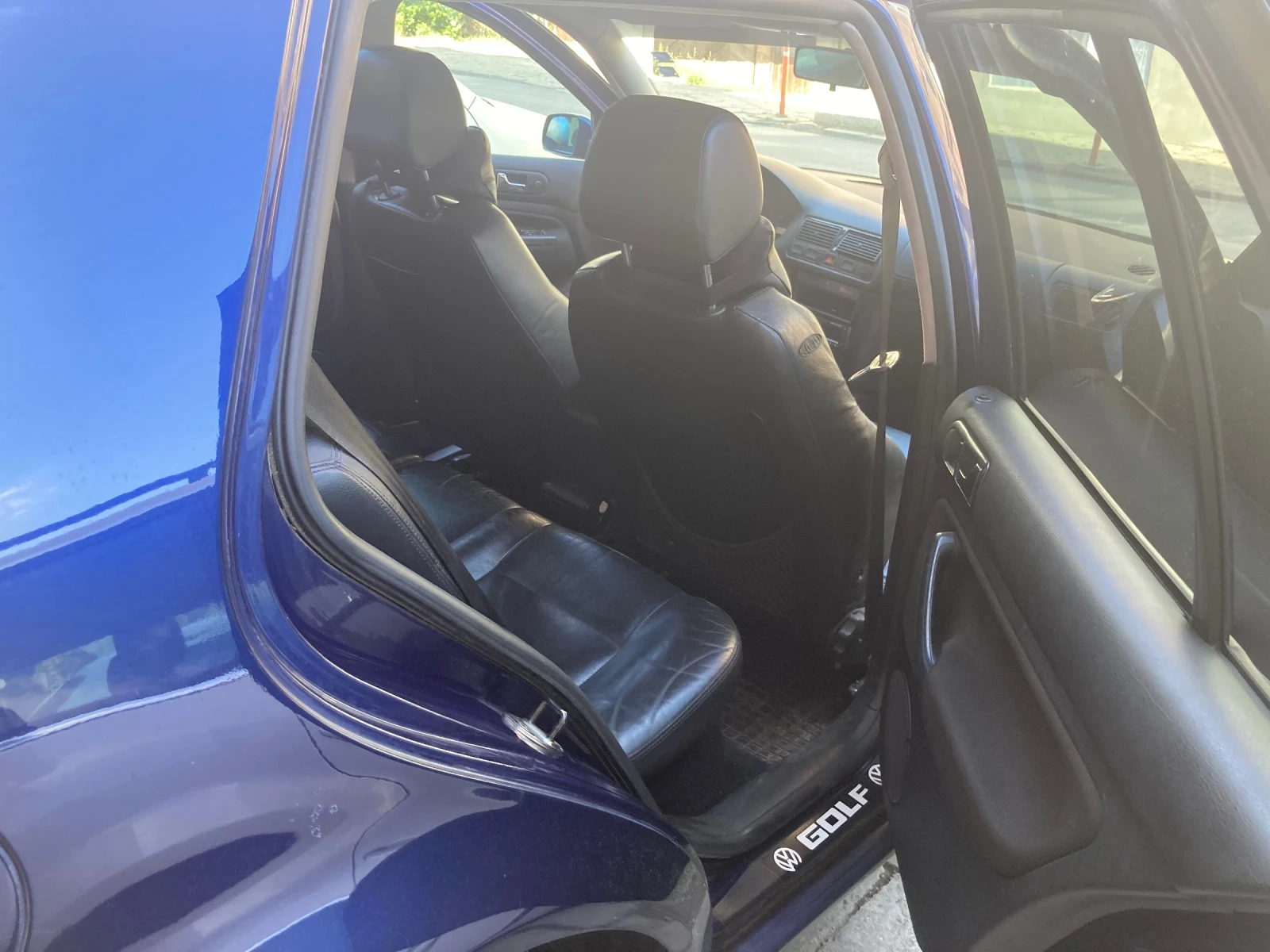 VW Golf, снимка 9 - Автомобили и джипове - 54607218
