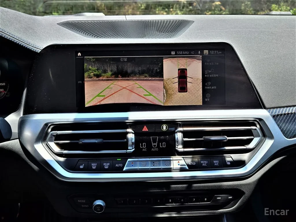 BMW 340 i* DISTRONIC* 360 CAMS, снимка 14 - Автомобили и джипове - 54923499