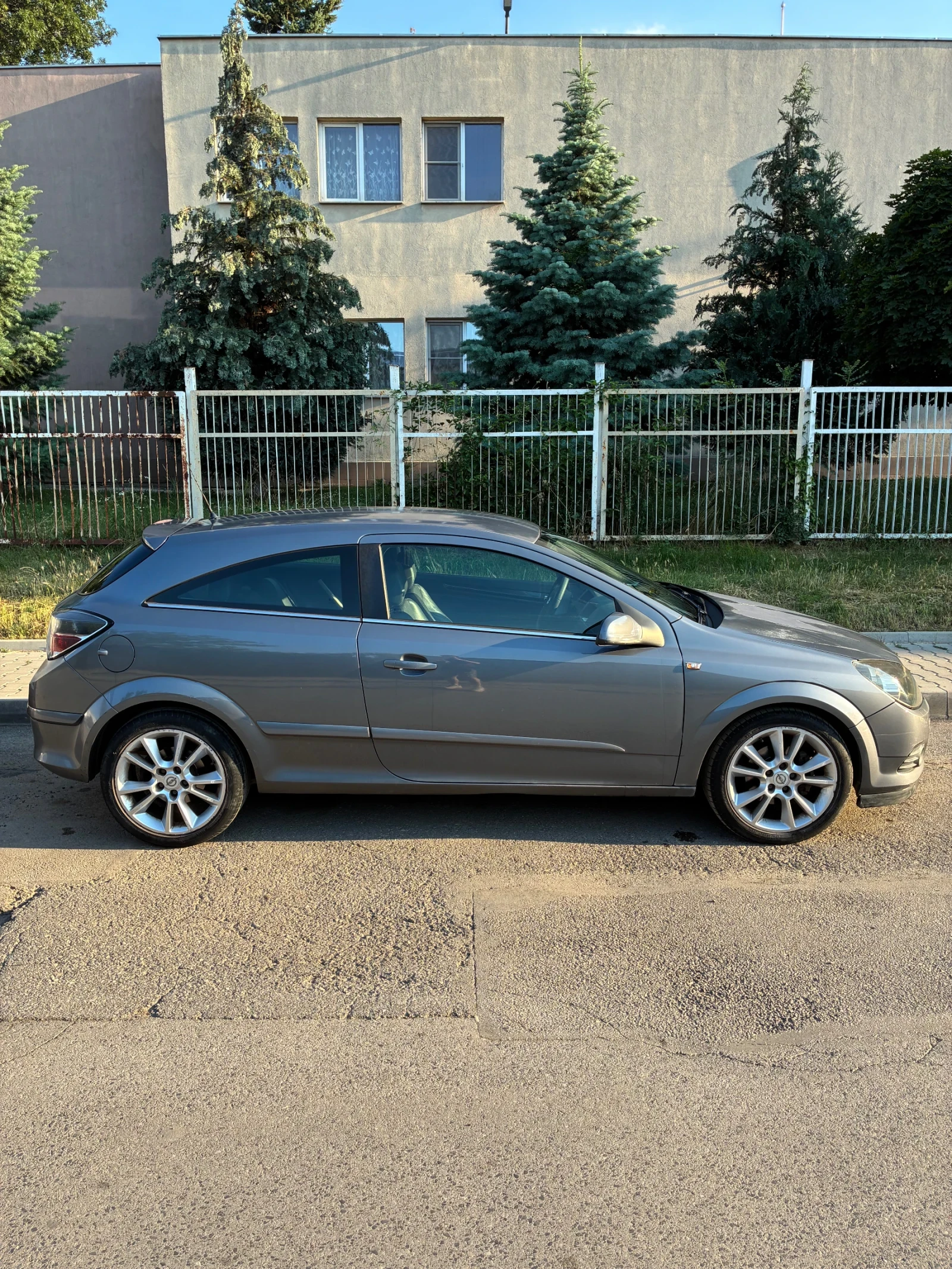 Opel Astra, снимка 3 - Автомобили и джипове - 55072767