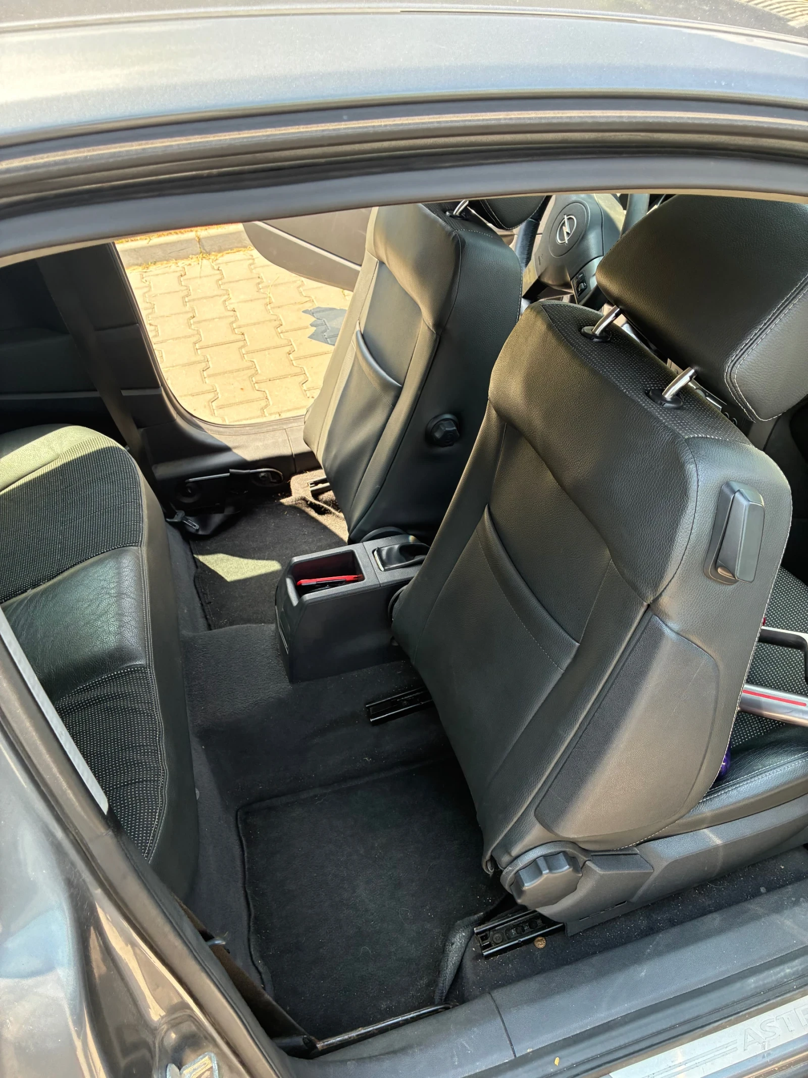 Opel Astra, снимка 9 - Автомобили и джипове - 55072767