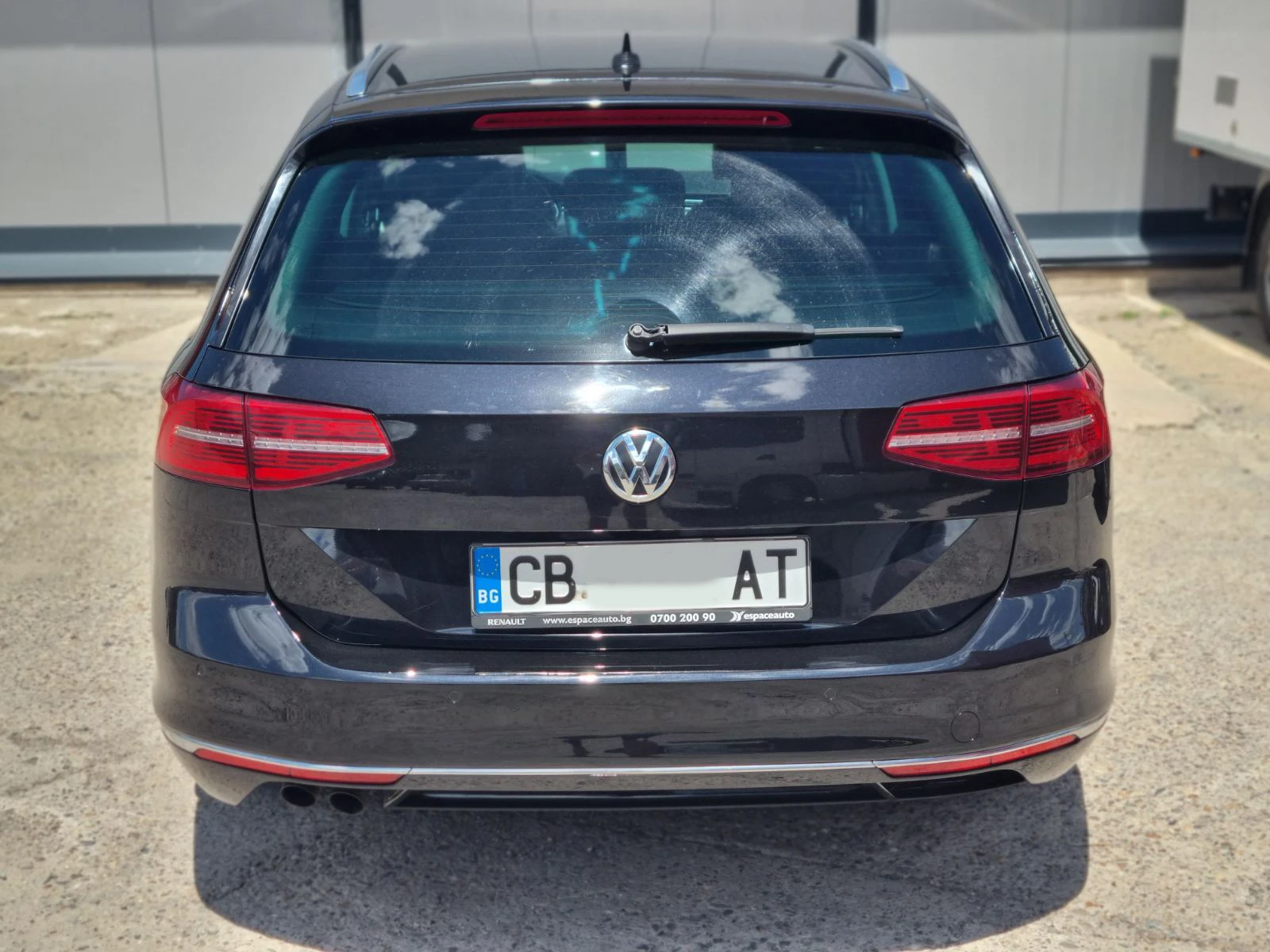 VW Passat 2.0 TDi, снимка 5 - Автомобили и джипове - 55233699