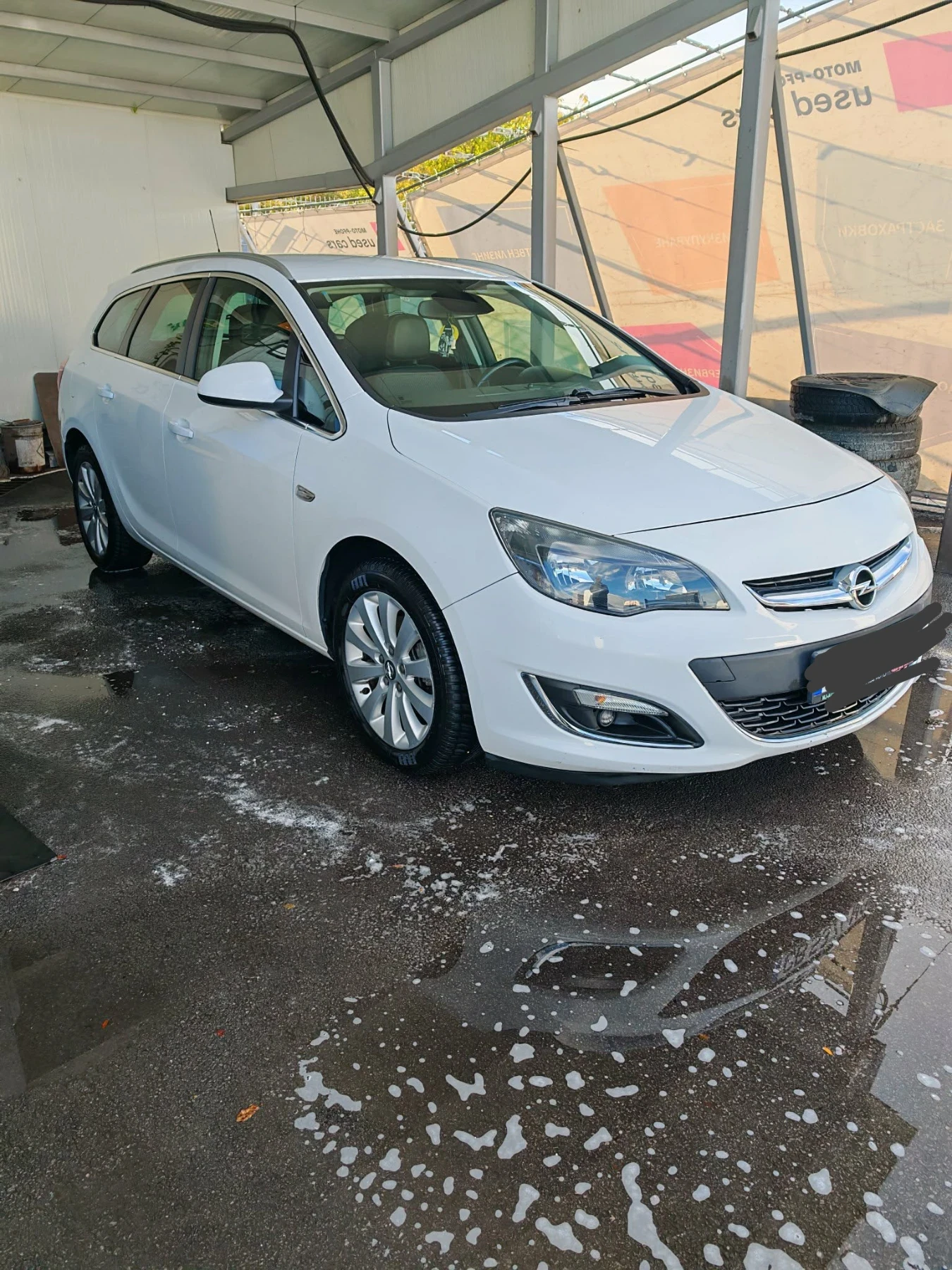 Opel Astra Sport Tourer , снимка 4 - Автомобили и джипове - 55243890