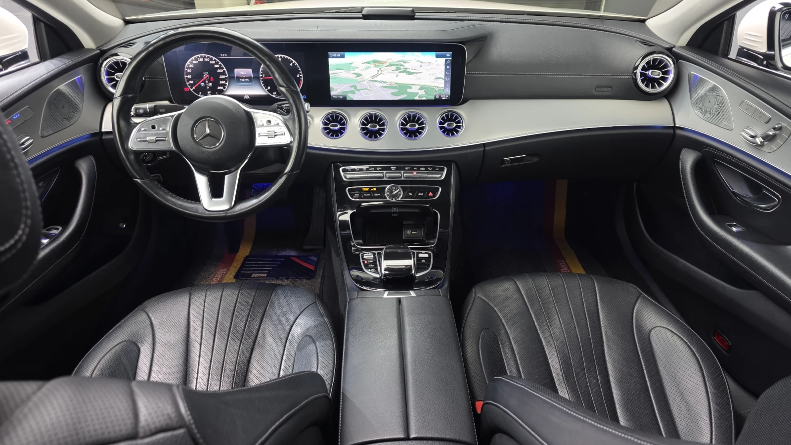 Mercedes-Benz CLS 400 HUD* BLIND SPOT* 360* ЕЛ. БАГАЖНИК* КРАЙНА ЦЕНА, снимка 7 - Автомобили и джипове - 55302249