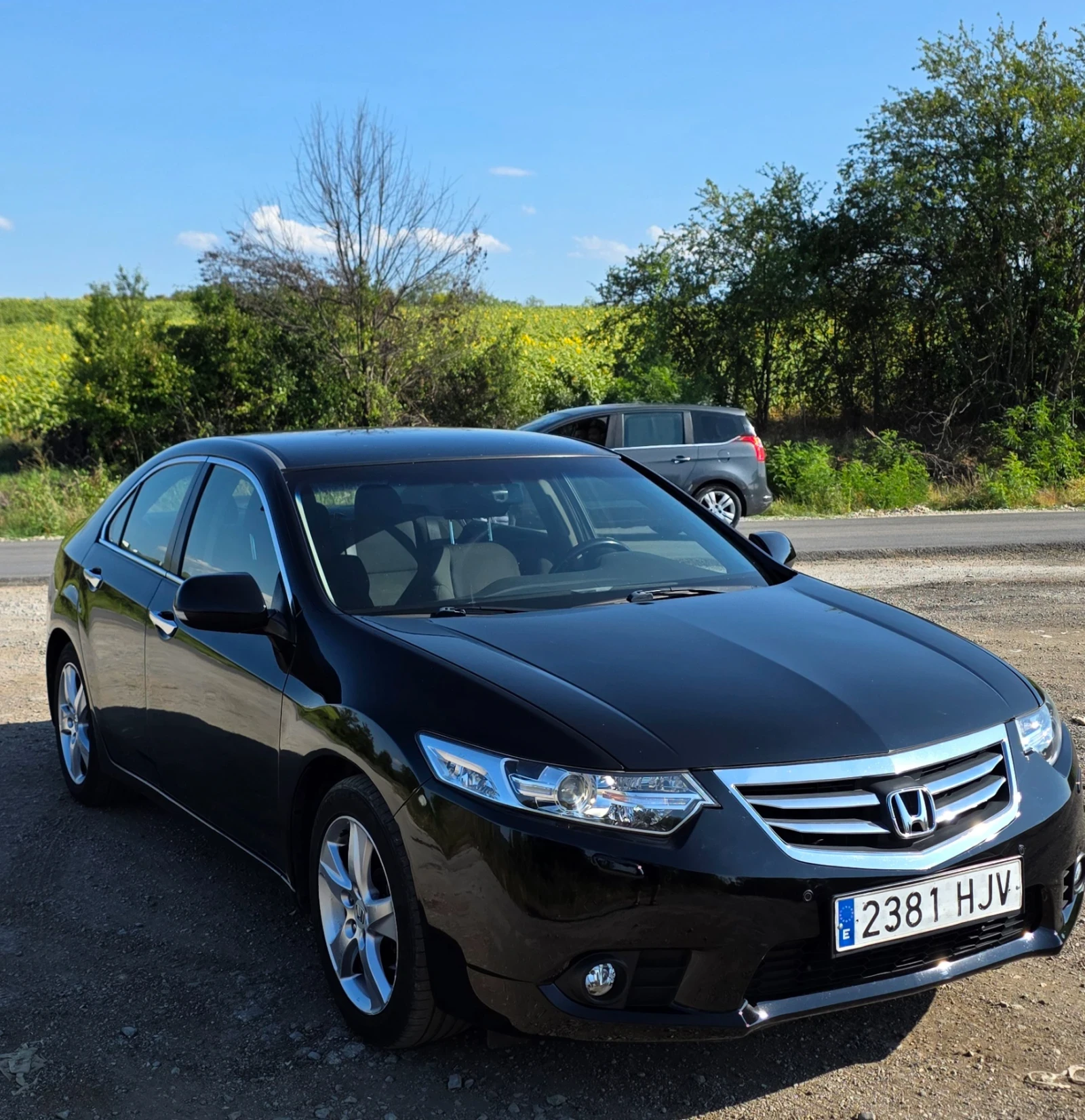 Honda Accord 2.2 i-dtec 150 к.с ТОП състояние , снимка 3 - Автомобили и джипове - 55449535