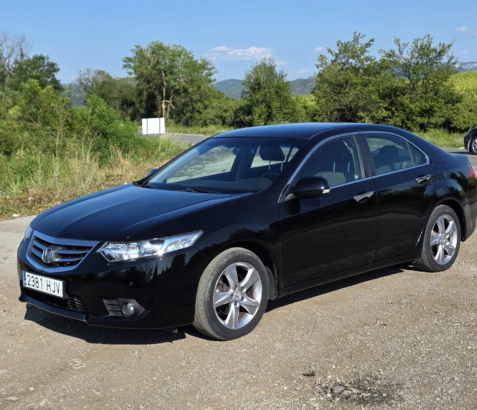 Honda Accord 2.2 i-dtec 150 к.с ТОП състояние , снимка 10 - Автомобили и джипове - 55449535