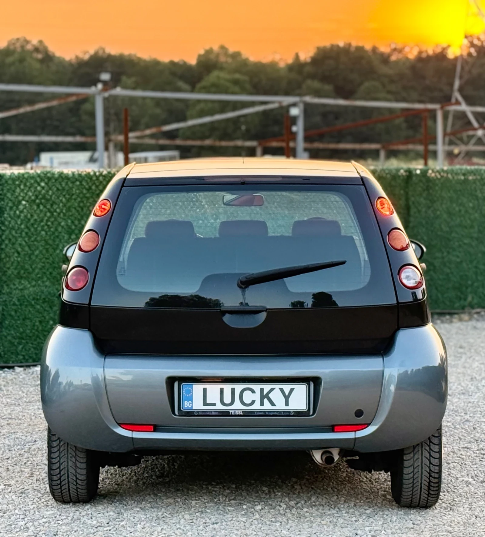 Smart Forfour 1.1i ПАНОРАМА* КЛИМАТИК, снимка 6 - Автомобили и джипове - 55590541
