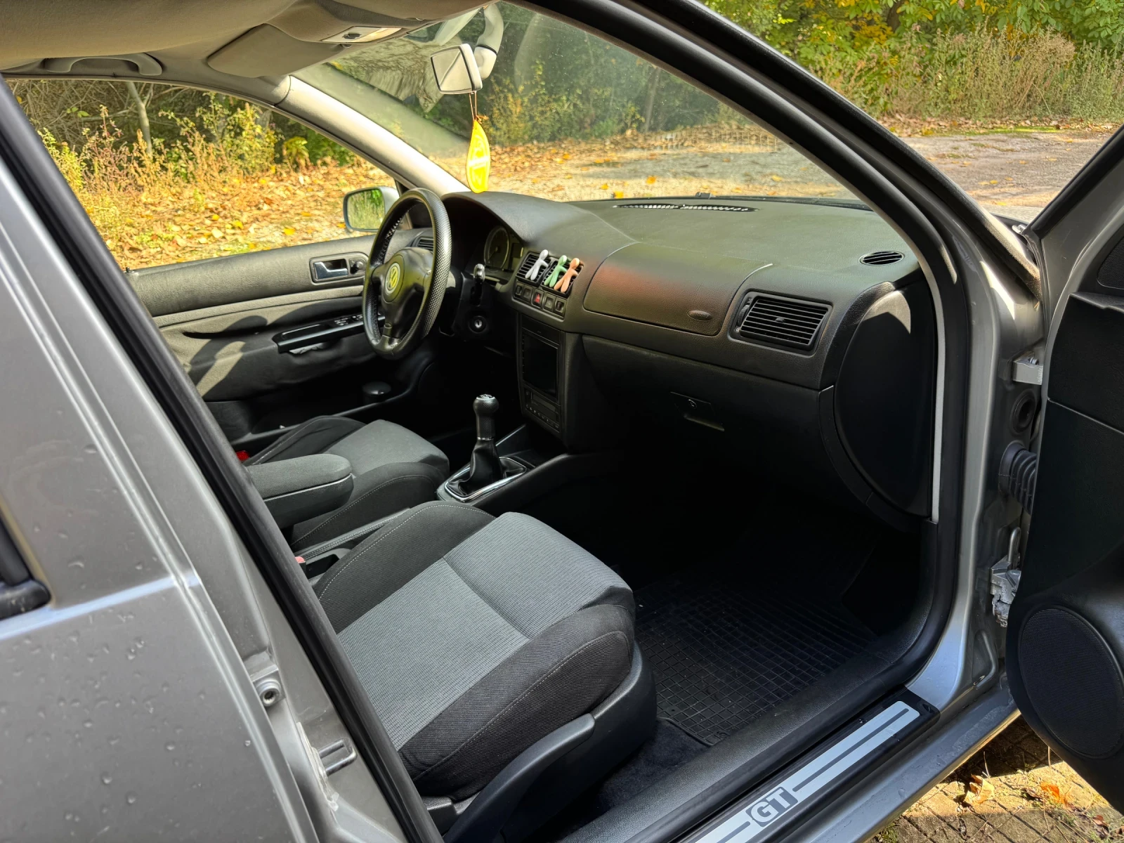 VW Golf GT 1.9TDI 90к.с., снимка 10 - Автомобили и джипове - 55653879