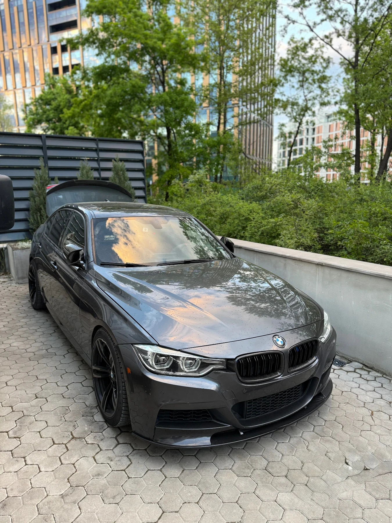 BMW 340, снимка 2 - Автомобили и джипове - 55776696