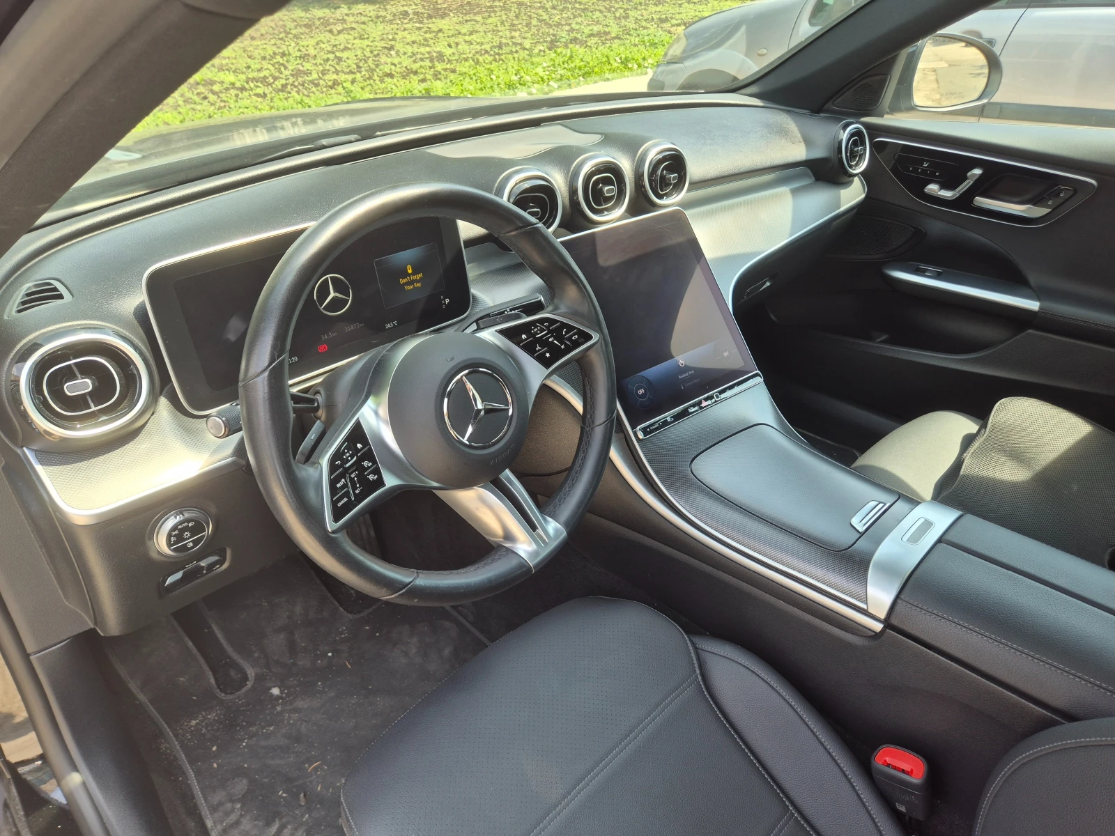 Mercedes-Benz C 300 4MATIC, снимка 6 - Автомобили и джипове - 56082115