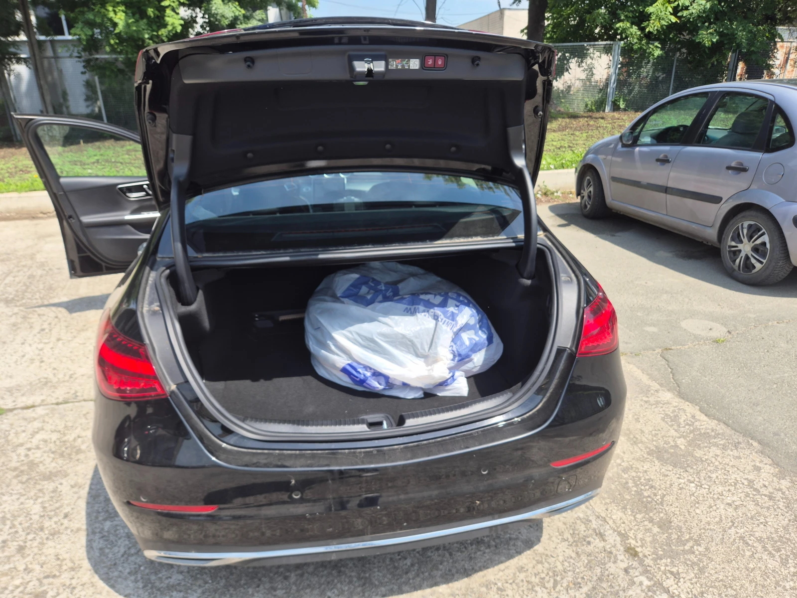 Mercedes-Benz C 300 4MATIC, снимка 12 - Автомобили и джипове - 56082115