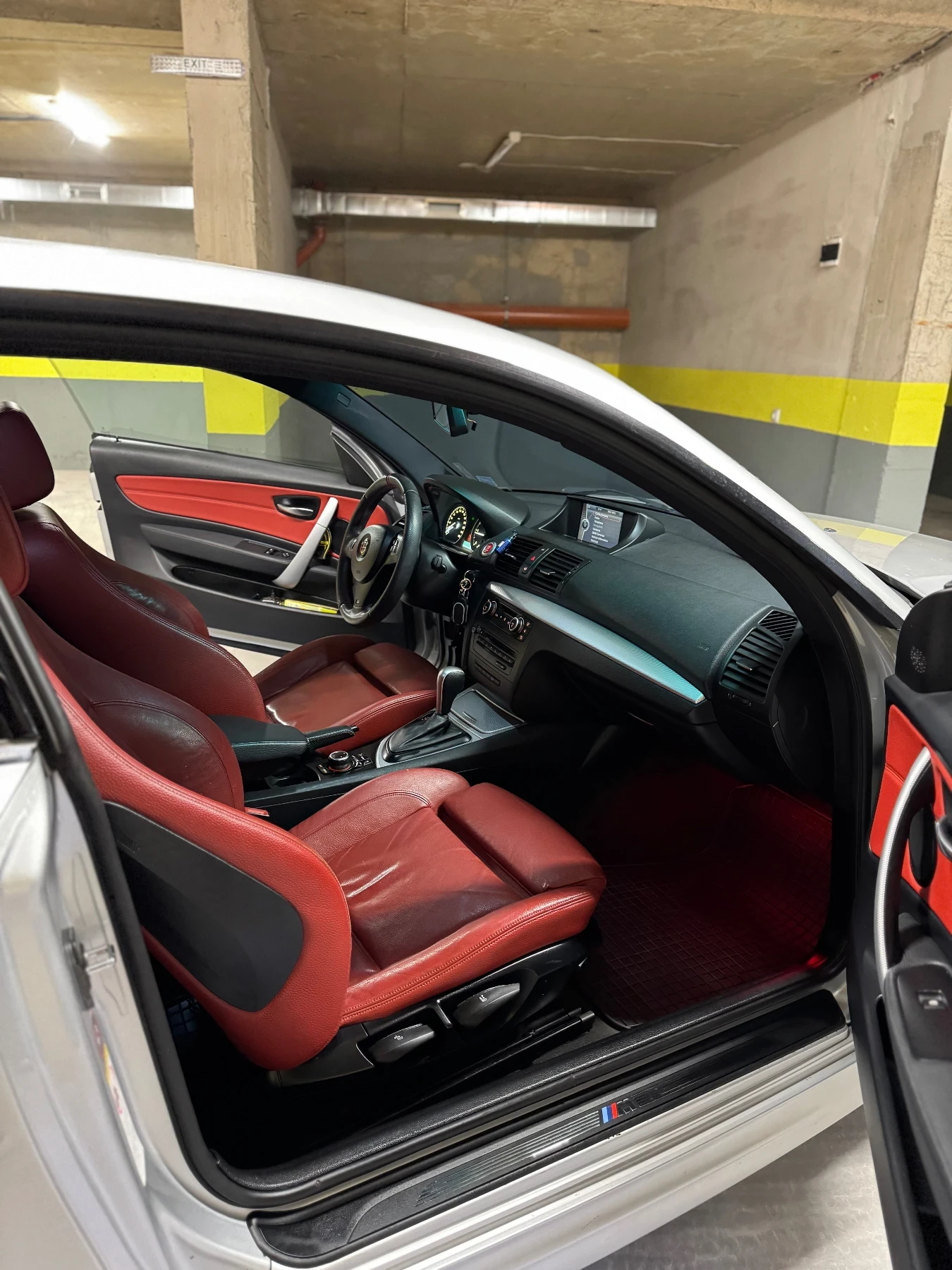 BMW 120, снимка 14 - Автомобили и джипове - 56156230