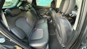 Hyundai IX35 2.0Crdi/4x4/Реални Км, снимка 13