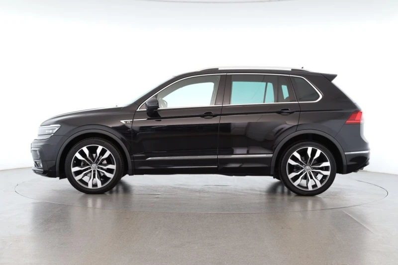 VW Tiguan 2.0 TDI R- LINE HEAD UP NAVI PANO , снимка 2 - Автомобили и джипове - 47418442