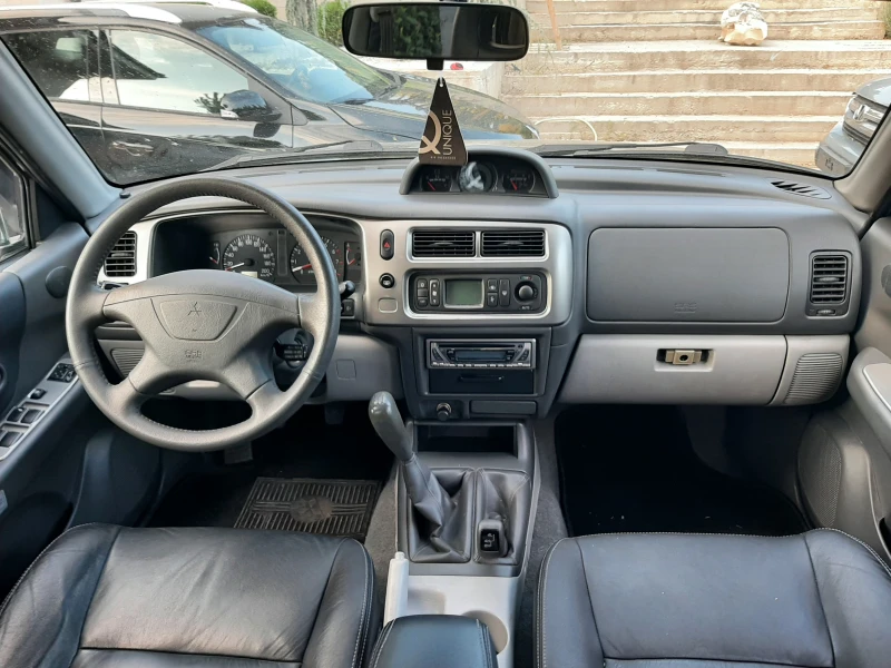 Mitsubishi Pajero sport 3.0i-68000км., снимка 10 - Автомобили и джипове - 48641614