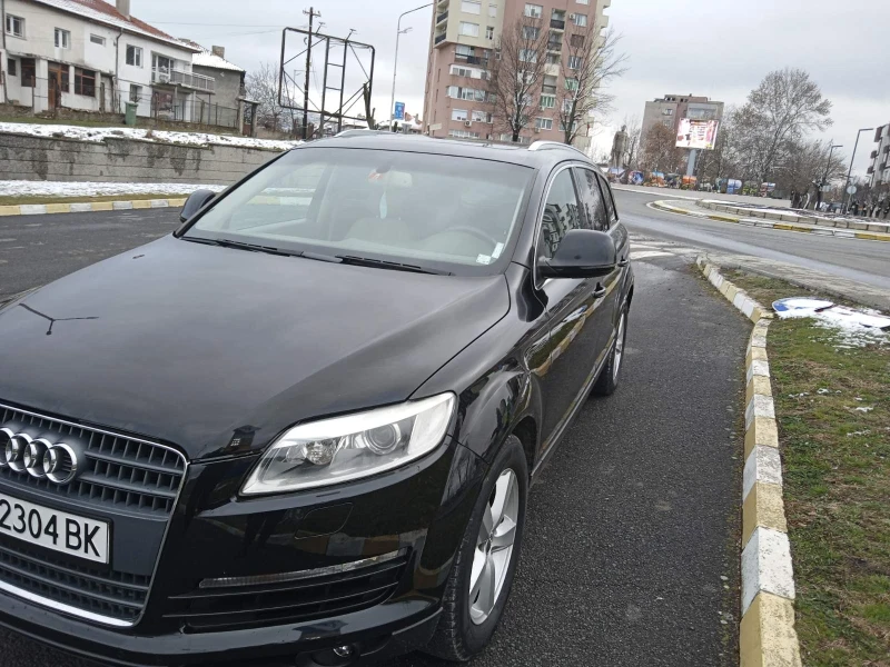 Audi Q7, снимка 2 - Автомобили и джипове - 49428223