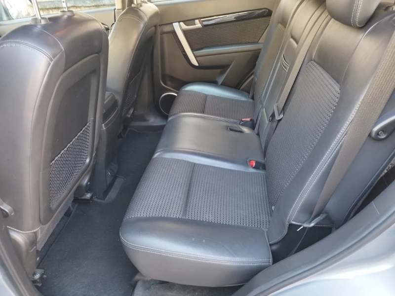 Chevrolet Captiva 2.2 D, 163 к.с., 7 места , снимка 6 - Автомобили и джипове - 52750336