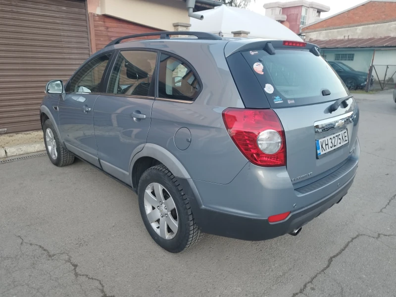 Chevrolet Captiva 2.2 D, 163 к.с., 7 места , снимка 4 - Автомобили и джипове - 52750336
