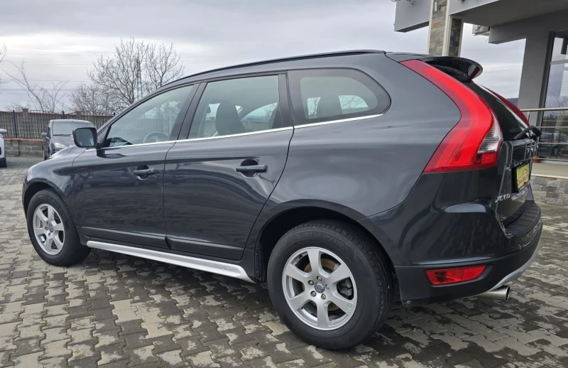 Volvo XC60 2.0D , снимка 6 - Автомобили и джипове - 53251667
