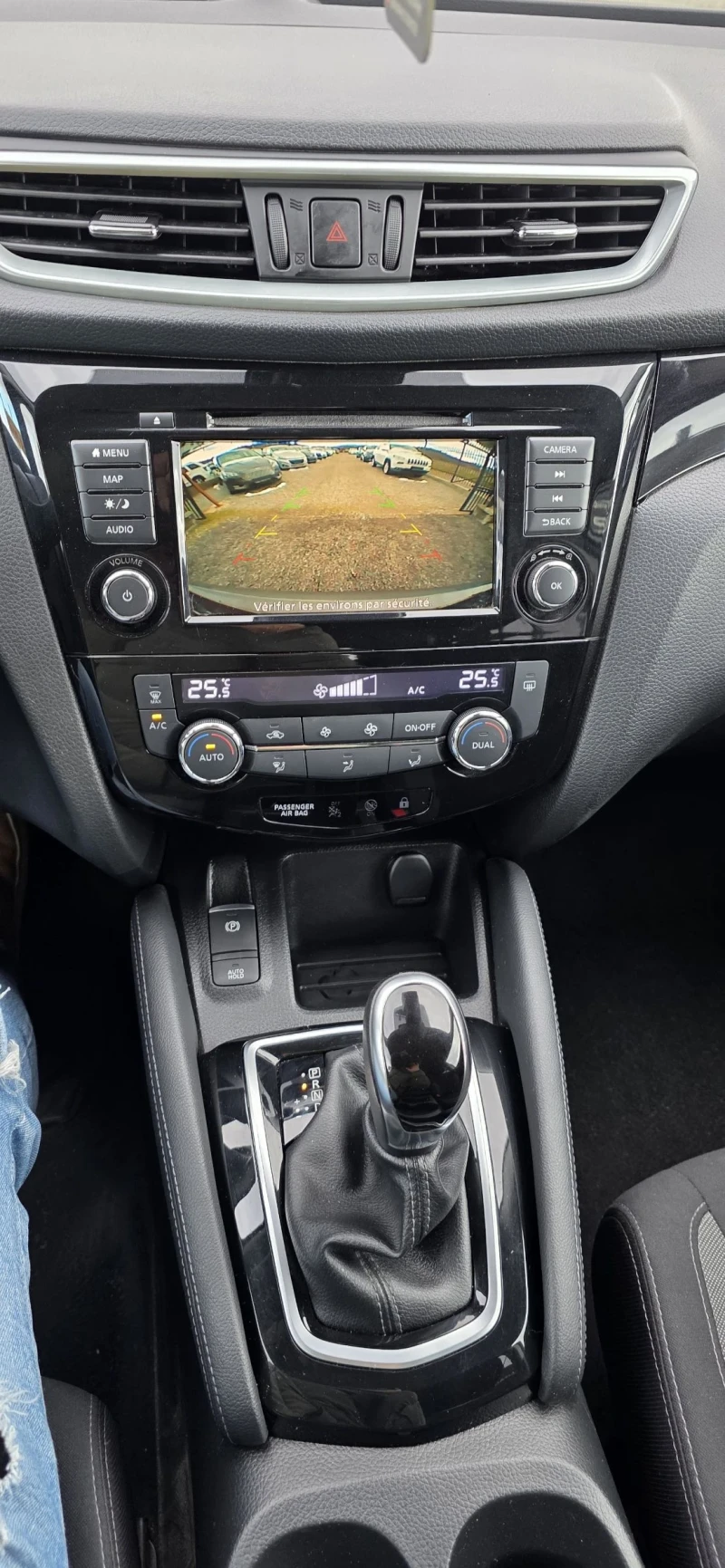 Nissan Qashqai 1.5 Dci-Business-Automato-115hp-Euro6, снимка 14 - Автомобили и джипове - 53581649