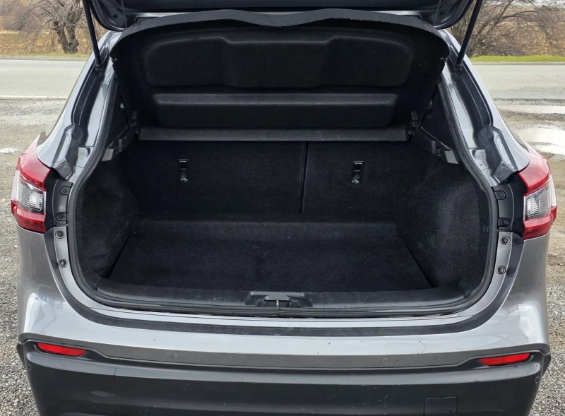 Nissan Qashqai 1.5 Dci-Business-Automato-115hp-Euro6, снимка 7 - Автомобили и джипове - 53581649