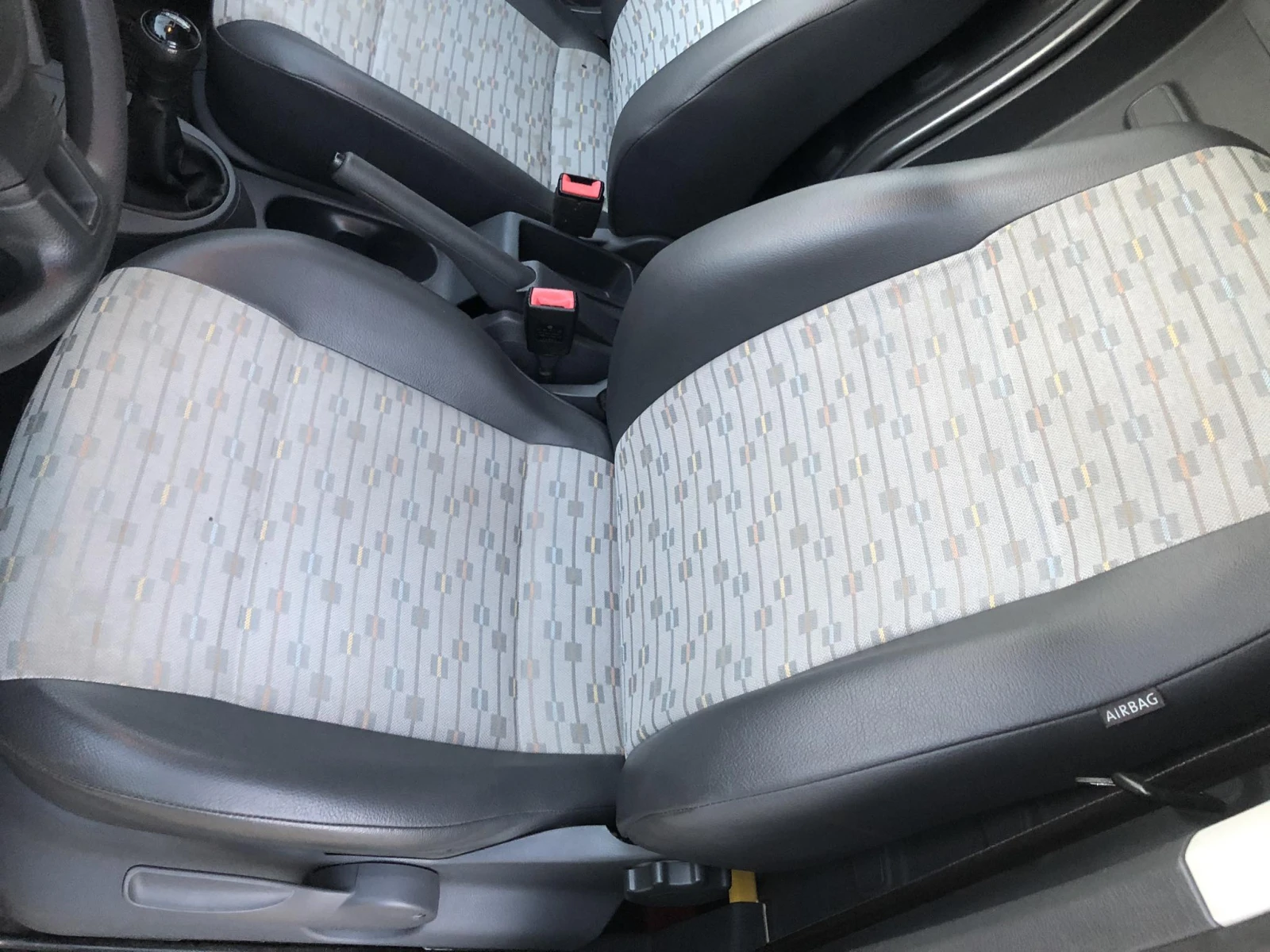 VW Caddy 1.6 TDI Kasten N1* Пълна сервизна история във VW*  | Mobile.bg — изображение 13