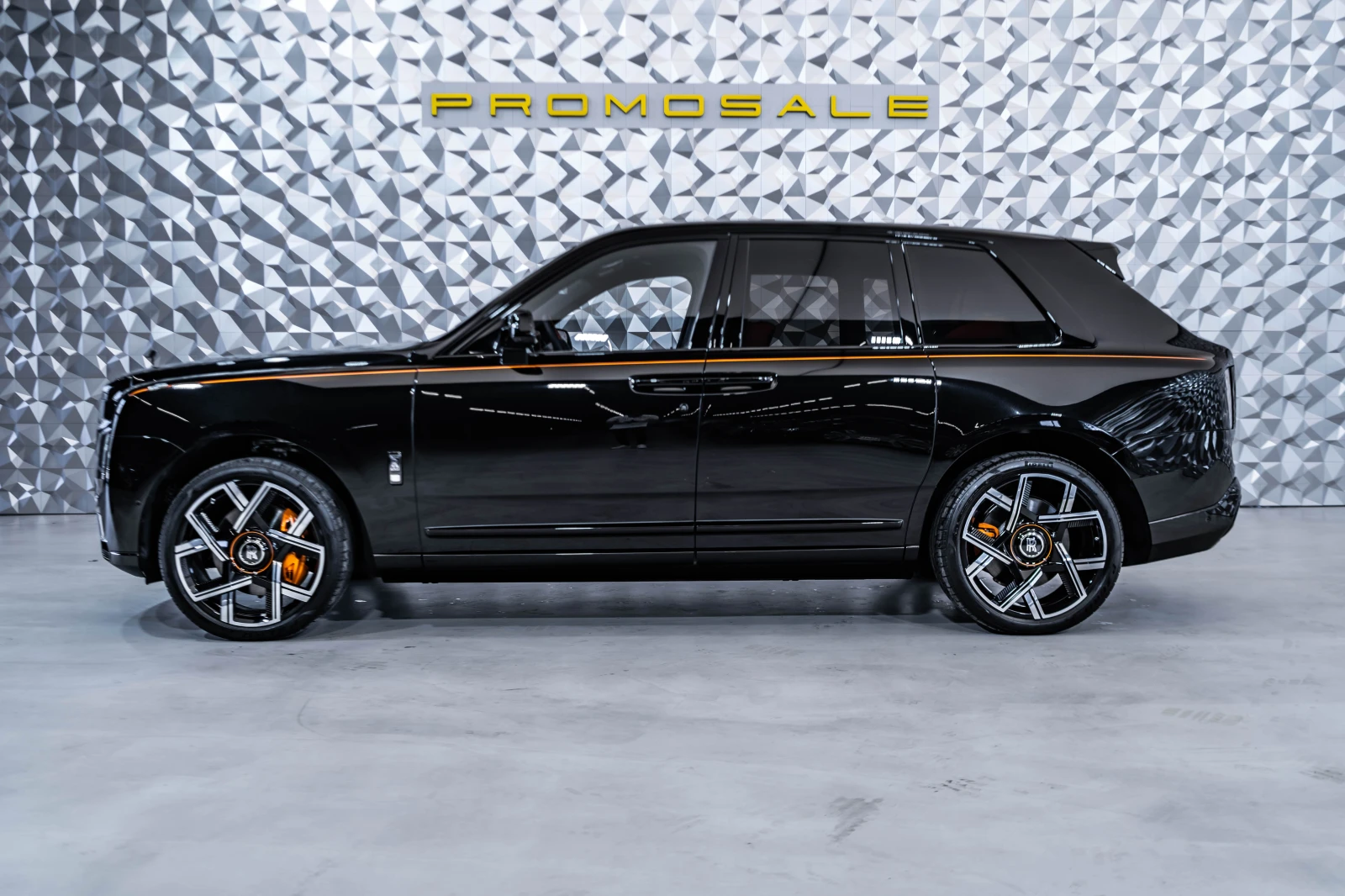 Rolls-Royce Cullinan Black Badge Facelift - изображение 3