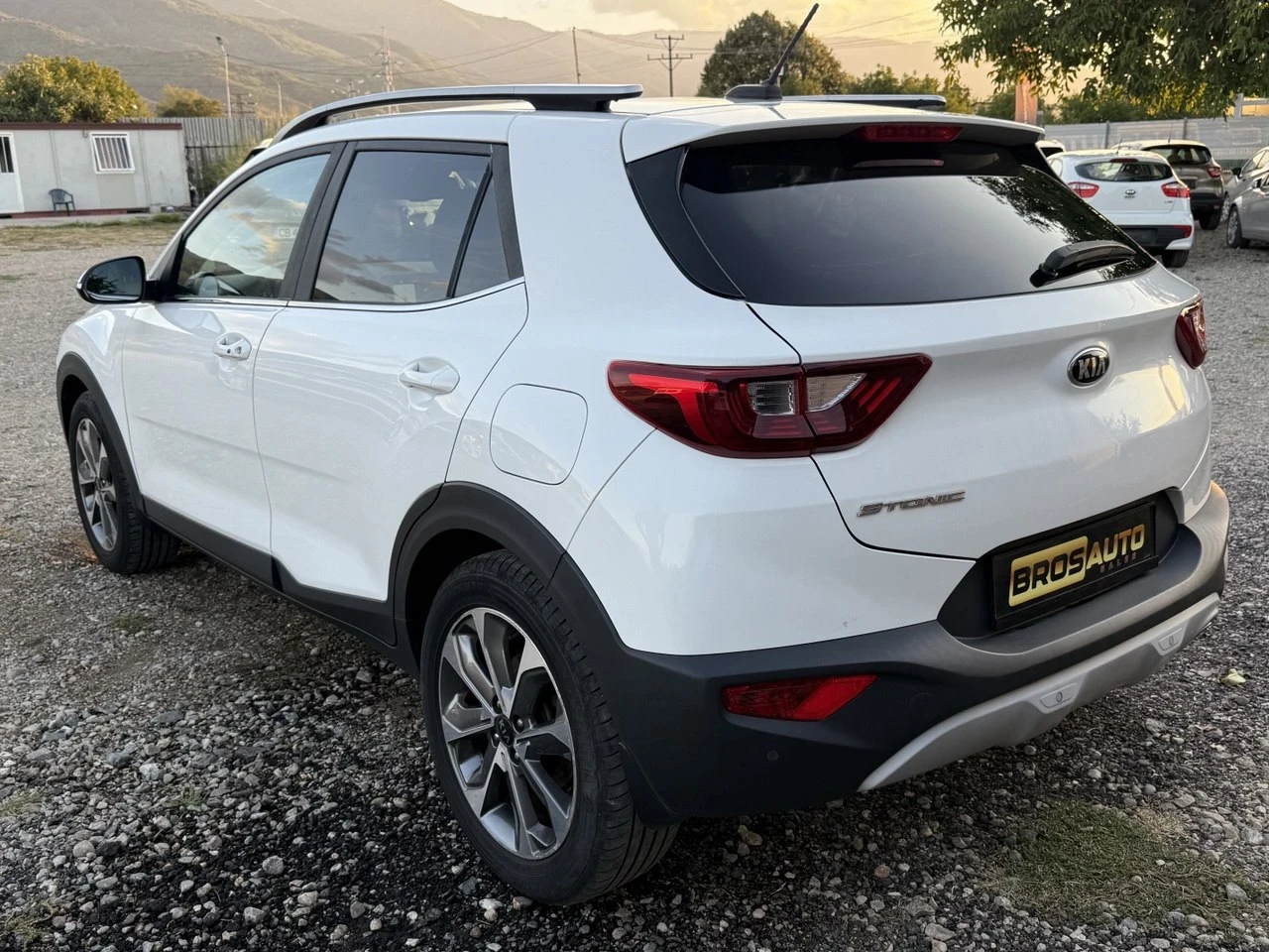 Kia Stonic 1, 4 EURO6 - изображение 6