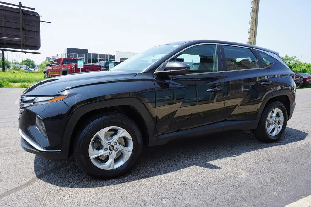 Hyundai Tucson * АВТО КРЕДИТ* ЦЕНА ДО БГ * СЕРВИЗНА ИСТОРИЯ *  - изображение 2