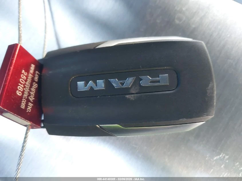 Dodge RAM 1500 5.7L V-8 VVT, 395HP 4X4 Drive | Mobile.bg � ����������� 3