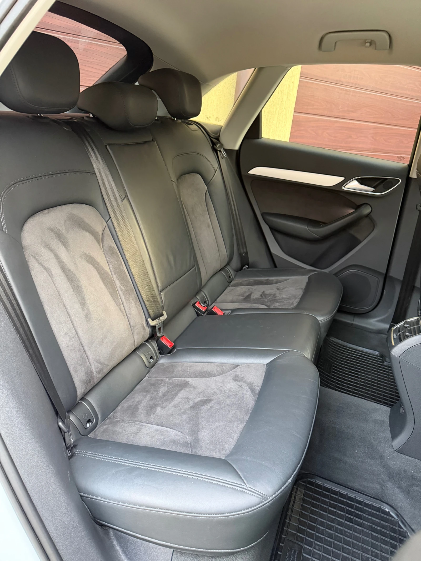 Audi Q3 2.0TDI-150ps.* 4X4* Пълна Сервизна История! , снимка 10 - Автомобили и джипове - 53759543