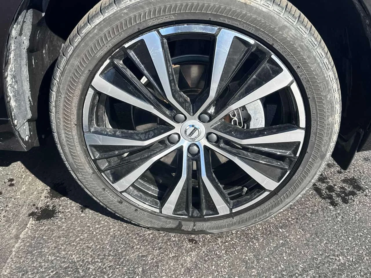 Volvo XC60 Plus Dark Theme  CARFAX, снимка 7 - Автомобили и джипове - 53894415