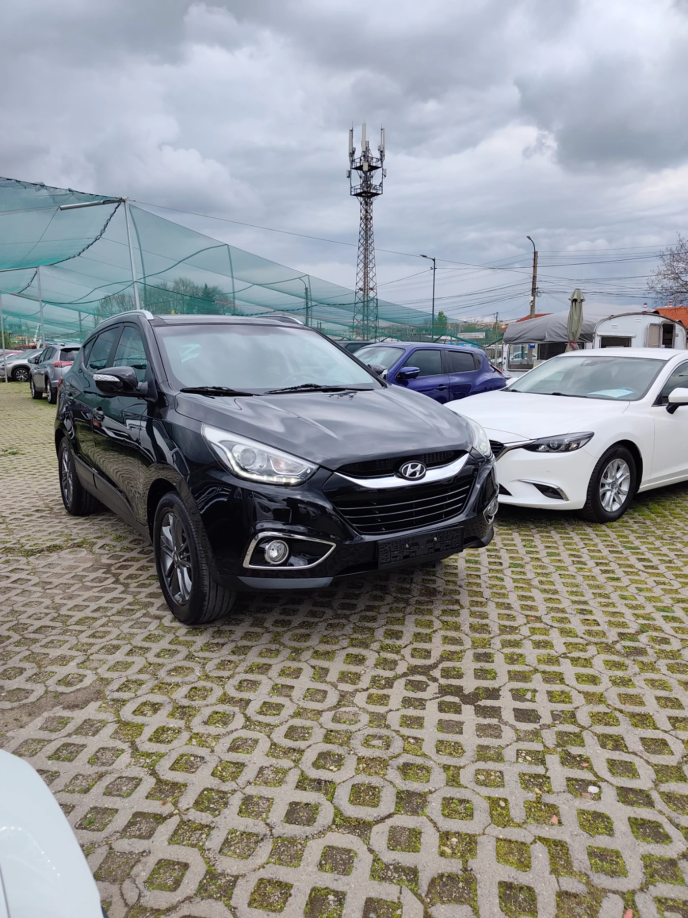 Hyundai IX35 2.0 фейслифт 4* 4 навигация панорама , снимка 2 - Автомобили и джипове - 54279741