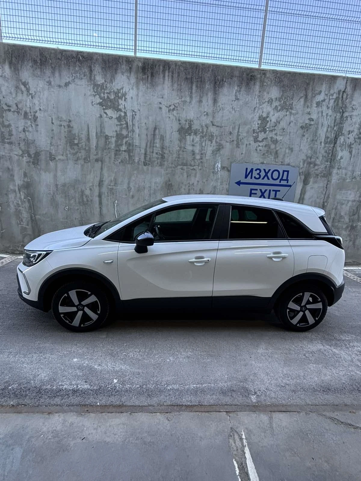 Opel Crossland X, снимка 6 - Автомобили и джипове - 54335919