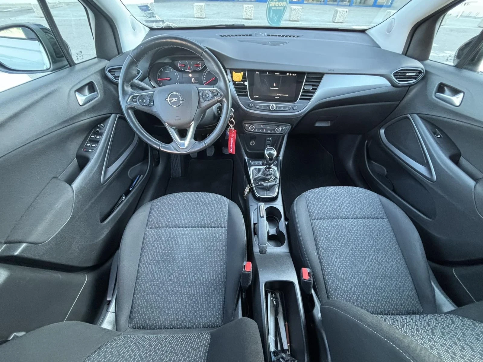 Opel Crossland X, снимка 8 - Автомобили и джипове - 54335919