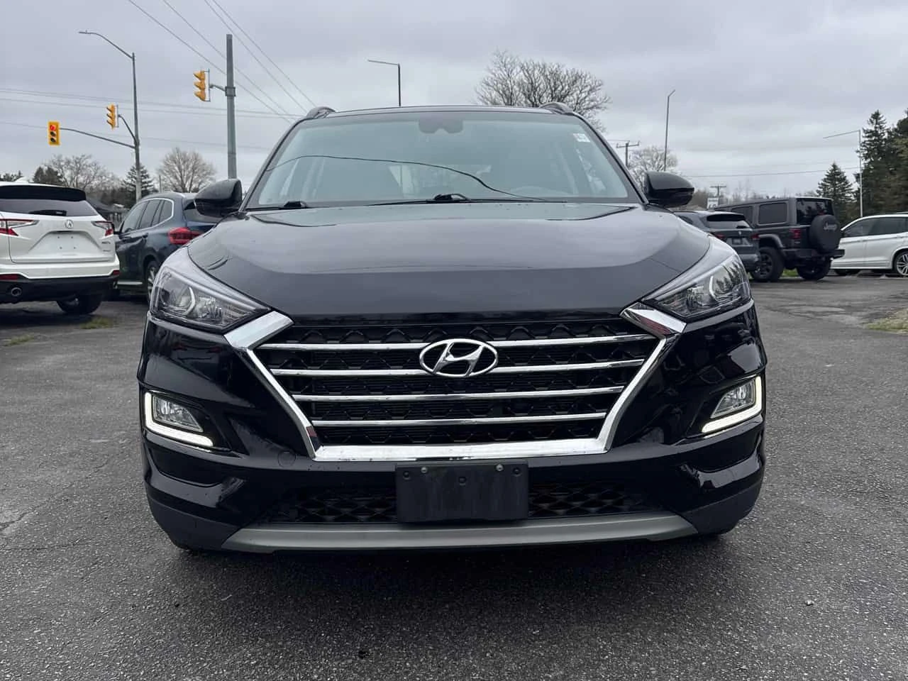 Hyundai Tucson Luxury  CARFAX, снимка 6 - Автомобили и джипове - 54341171