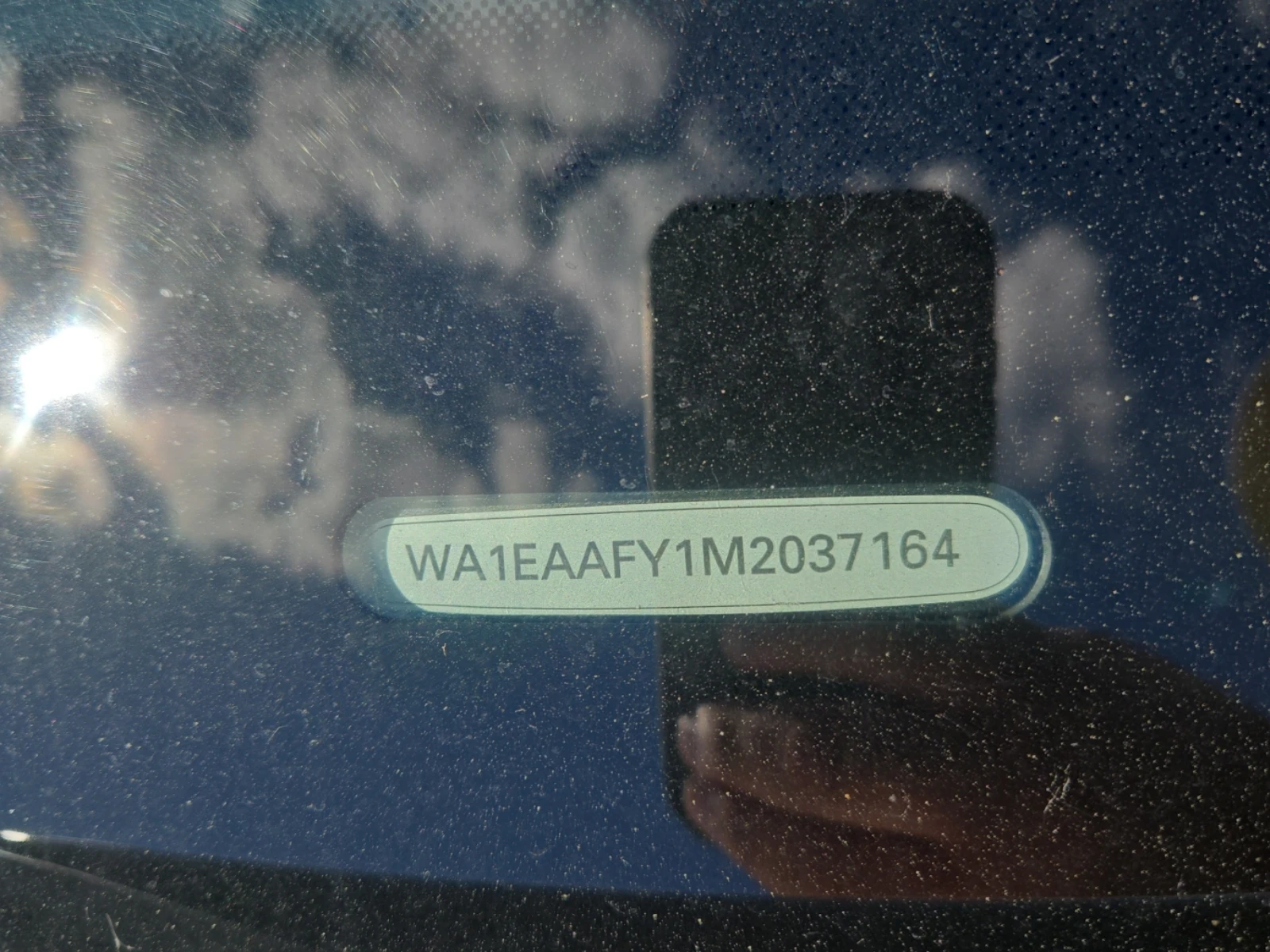 Audi Q5 Progressiv * Keyless * CARFAX * АВТО КРЕДИТ * , снимка 16 - Автомобили и джипове - 54920256