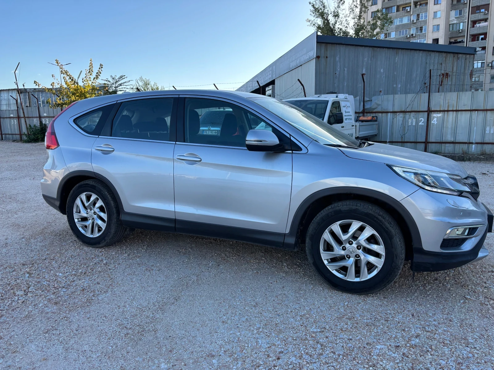 Honda Cr-v 1.6 I-dtec Elegance Navi 2WD, снимка 4 - Автомобили и джипове - 56381066