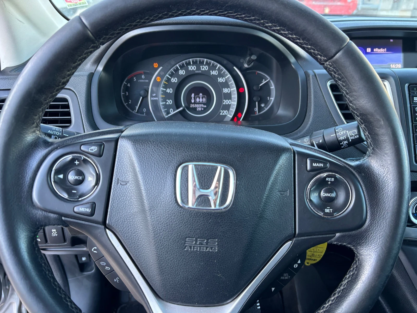 Honda Cr-v 1.6 I-dtec Elegance Navi 2WD, снимка 11 - Автомобили и джипове - 56381066