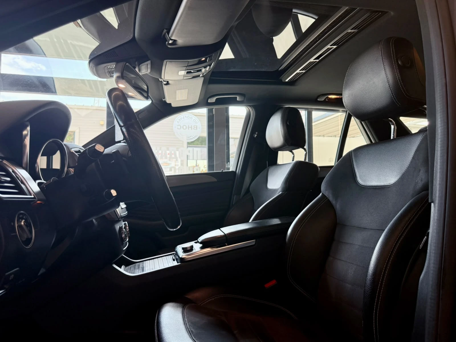 Mercedes-Benz ML 350 4M* Подгрев* Печка* Harmann Kardon* ЛИЗИНГ , снимка 8 - Автомобили и джипове - 55352826