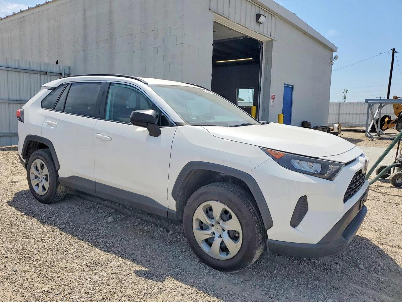 Toyota Rav4 LE AWD, снимка 3 - Автомобили и джипове - 55461996