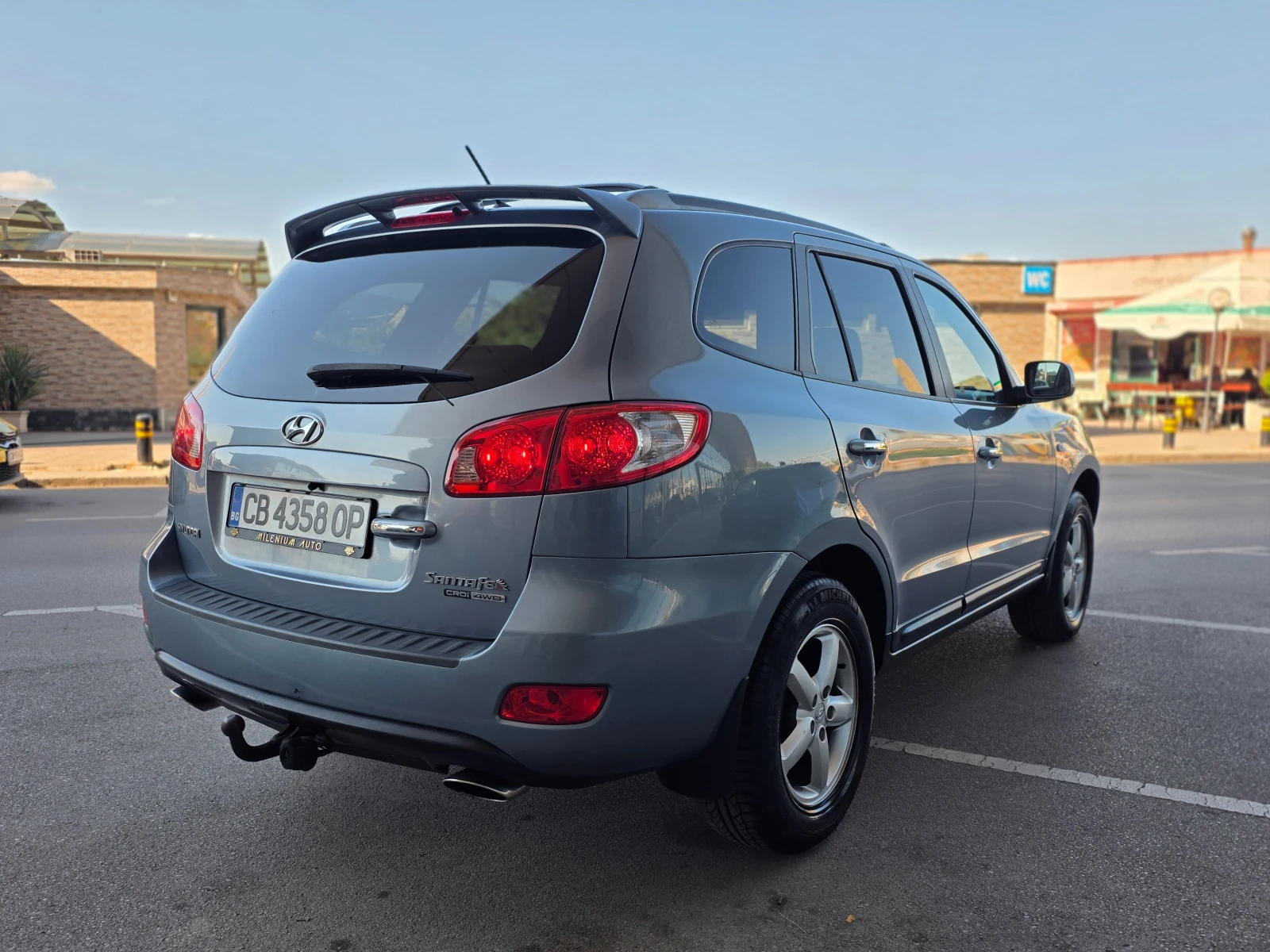 Hyundai Santa fe 6 МЕСЕЦА ГАРАНЦИЯ/2.2D 155кс. Автоматик/Кожа/Нави, снимка 4 - Автомобили и джипове - 55537971