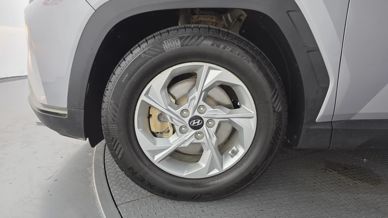 Hyundai Tucson Diesel 2.0 2WD autogeorge.com, снимка 8 - Автомобили и джипове - 56136939